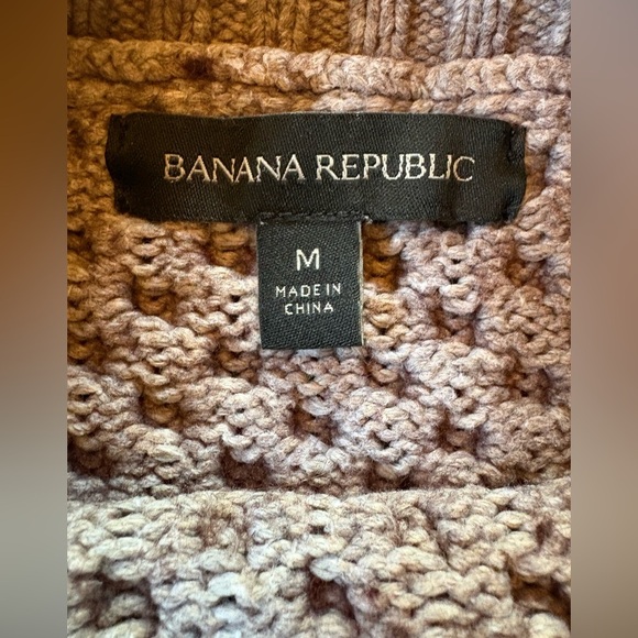 Banana Republic Knit sweater - Picture 3 of 6